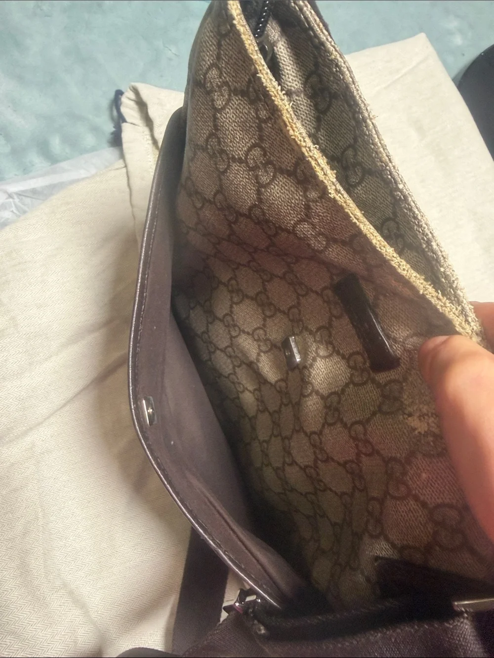 Gucci Beige GG Supreme Crossbody Bag for Men